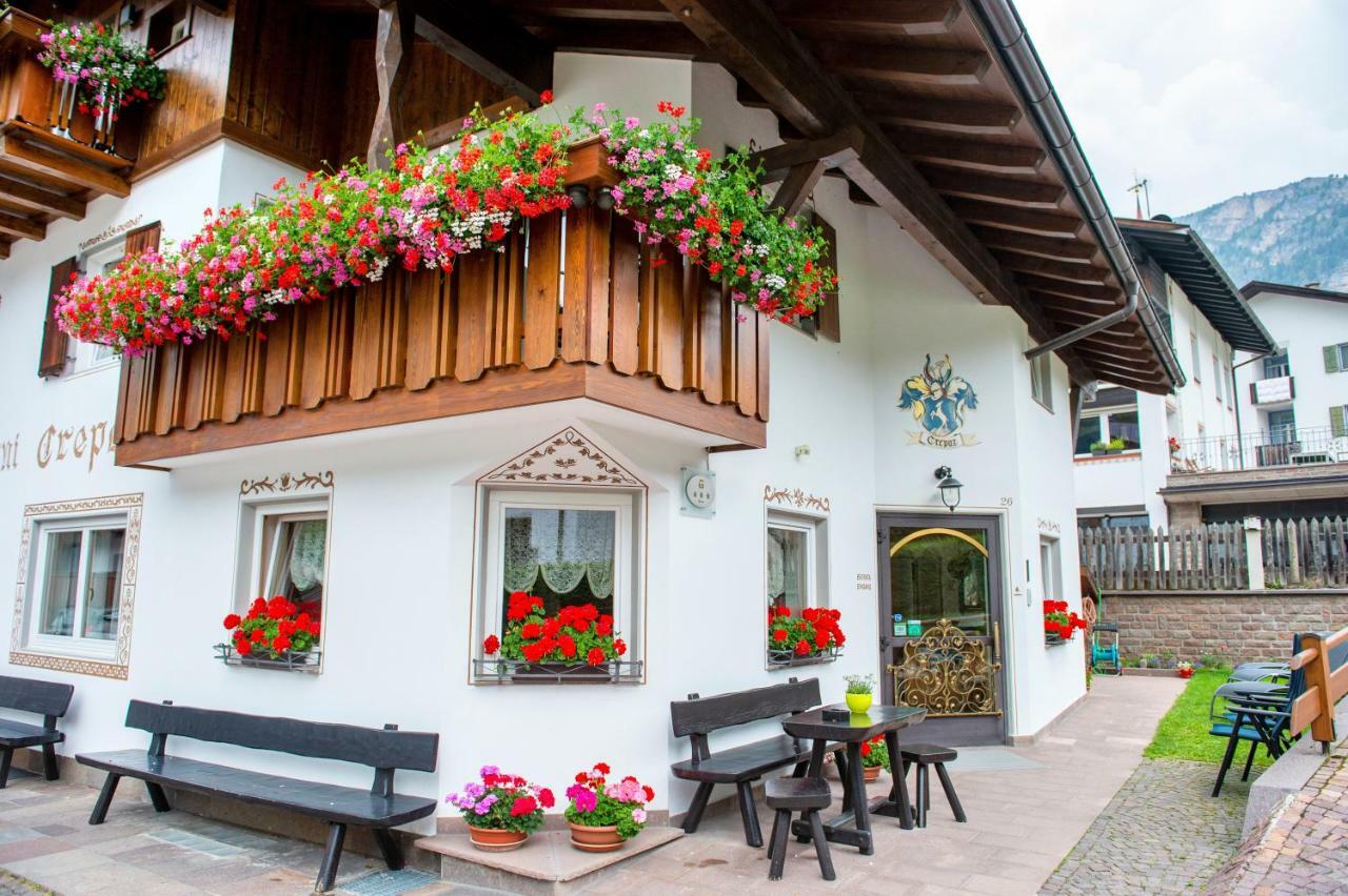Garni Crepaz Bed & Breakfast Selva di Val Gardena Eksteriør bilde
